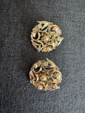 Vintage Gold Pearl & Crystal Floral Clip-On Earrings
